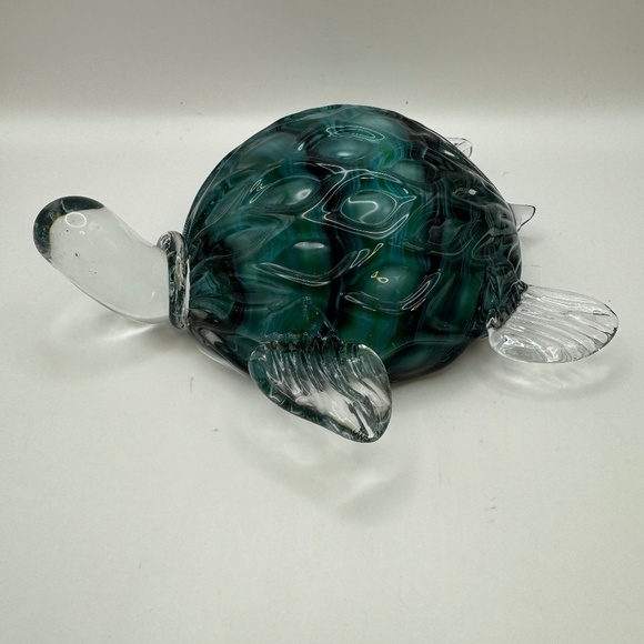 Murano inspired glass sea turtle. Bombay Company vintage glass figurine. - Picture 1 of 8